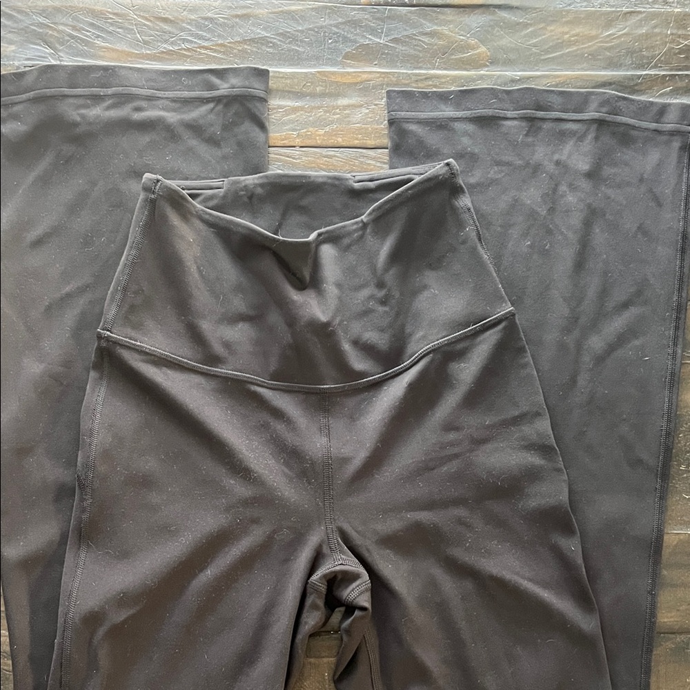 Black Lululemon high waist flair leggings